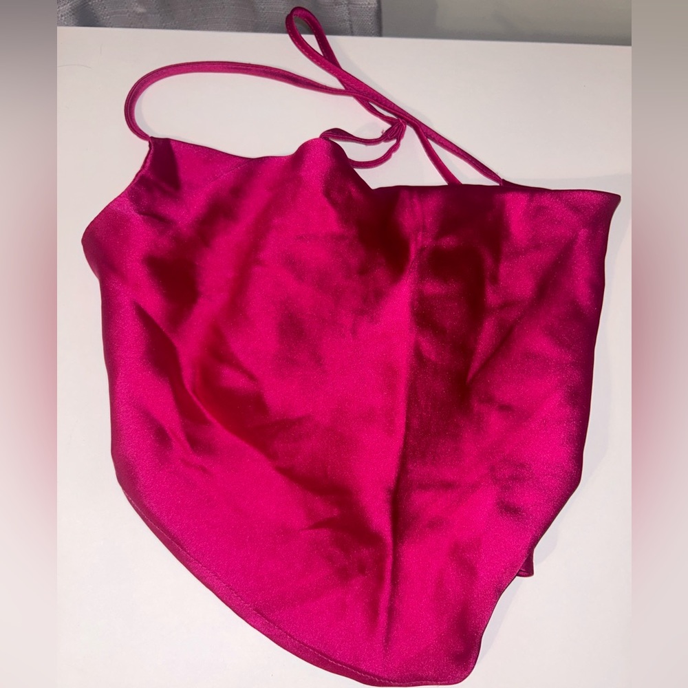 garage- women’s hankerchief- raspberry jam-NWT